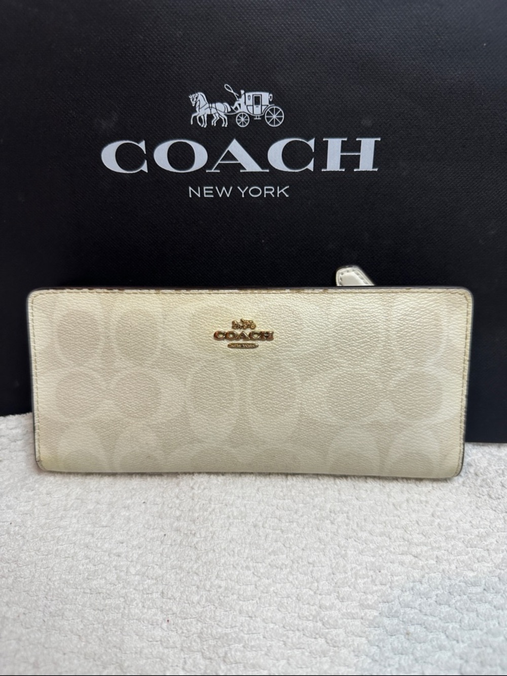 Coach Cream Signature Zip Wallet with Gold Logo